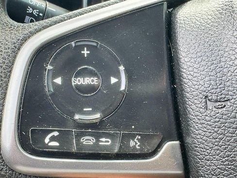 Used 2017 Honda CR-V LX image 18