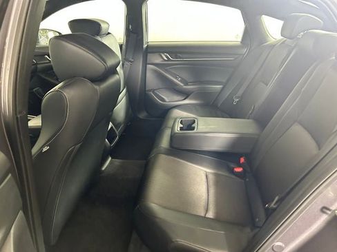 Used 2018 Honda Accord Sport image 25