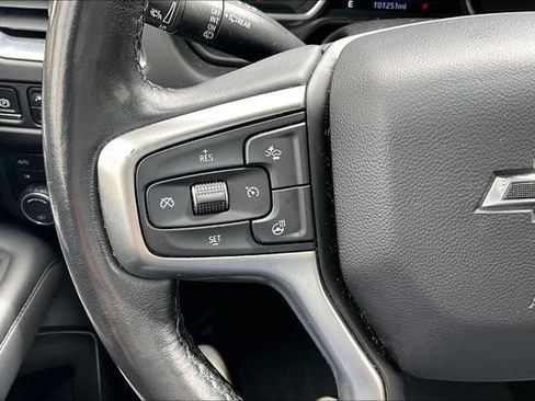 Used 2021 Chevrolet Tahoe Z71 w/ Z71 Off-Road Package AWD/4WD image 18