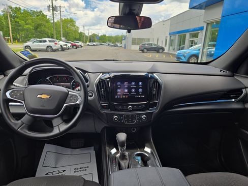 Used 2023 Chevrolet Traverse LT w/ LPO, Floor Liner Package AWD/4WD image 3