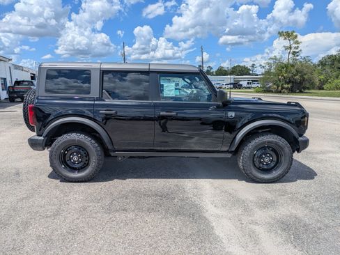 New 2026 Ford Bronco Big Bend w/ Black Diamond Package AWD/4WD image 3