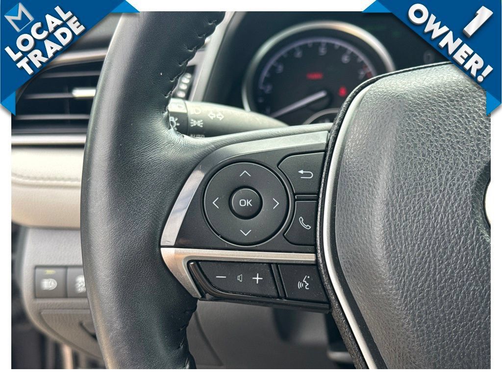 Used 2021 Toyota Camry XLE FWD image 17