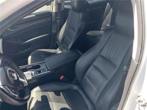 Used 2018 Honda Accord Touring image 14