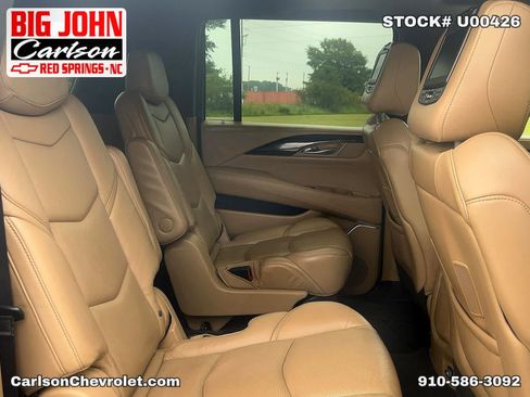 Used 2019 Cadillac Escalade ESV Platinum AWD/4WD image 34