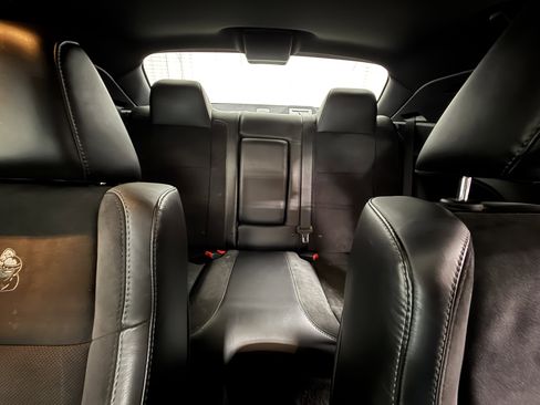 Used 2016 Dodge Challenger R/T Scat Pack RWD image 21