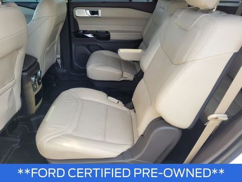 Certified 2021 Ford Explorer Platinum w/ Equipment Group 601A image 19