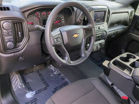 Certified 2025 Chevrolet Silverado 1500 Custom w/ LPO, Dark Essentials Package image 11