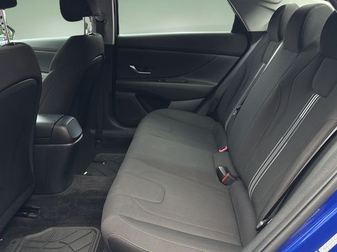 Used 2023 Hyundai Elantra SEL w/ Convenience Package FWD image 14