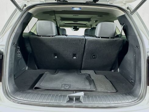 Used 2023 Hyundai Palisade Limited image 32