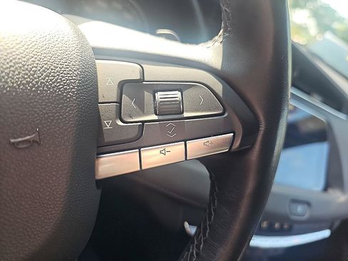 Used 2023 Cadillac XT4 Premium Luxury w/ Cold Weather Package AWD/4WD image 21