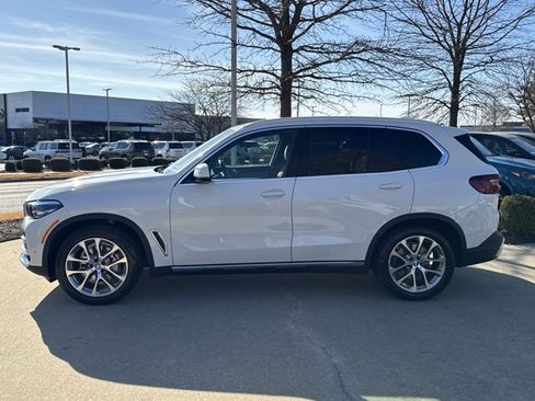Certified 2023 BMW X5 xDrive40i w/ Premium Package image 2