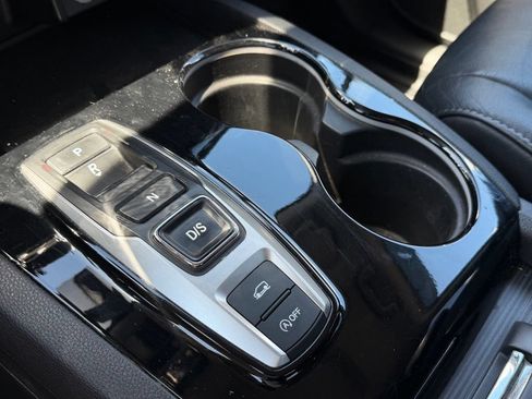 Certified 2020 Honda Pilot Touring image 9