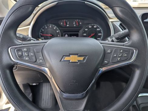 Used 2024 Chevrolet Malibu LT FWD image 20