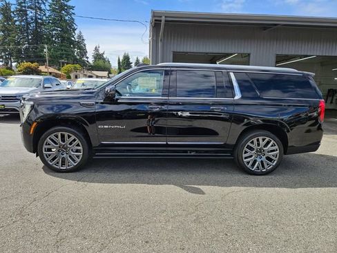 New 2026 GMC Yukon XL Denali Ultimate w/ LPO, Illumination Package AWD/4WD image 2