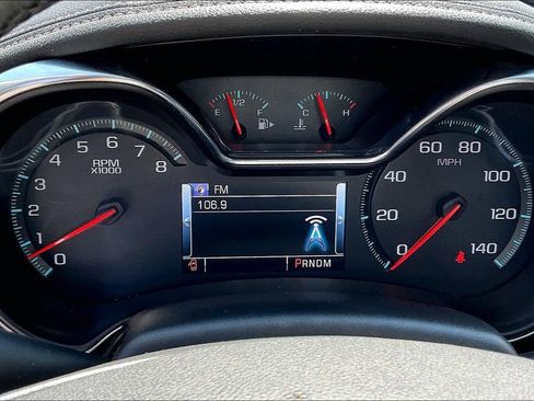 Used 2014 Chevrolet Impala LT w/ Convenience Package FWD image 15