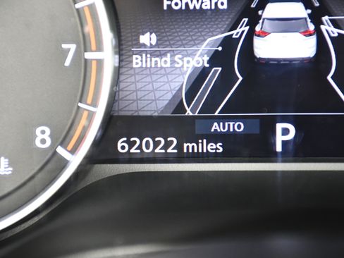 Used 2024 Nissan Rogue S image 17