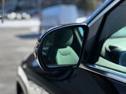 Used 2026 Mercedes-Benz GLA 250 4MATIC image 14