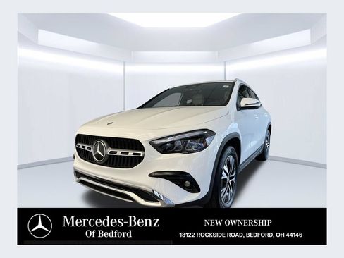Used 2025 Mercedes-Benz GLA 250 4MATIC image 1