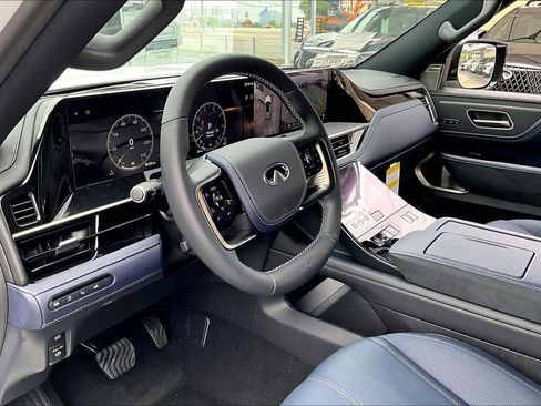 New 2026 INFINITI QX80 4WD image 14