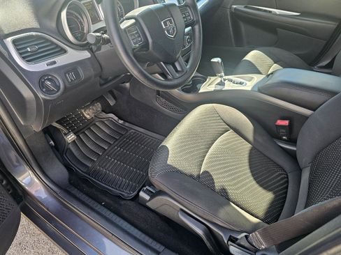 Used 2015 Dodge Journey American Value Package w/ Flexible Seating Group image 26