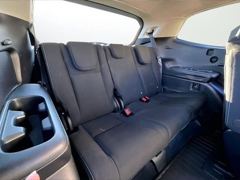 Used 2021 Subaru Ascent Premium w/ Convenience Package image 24