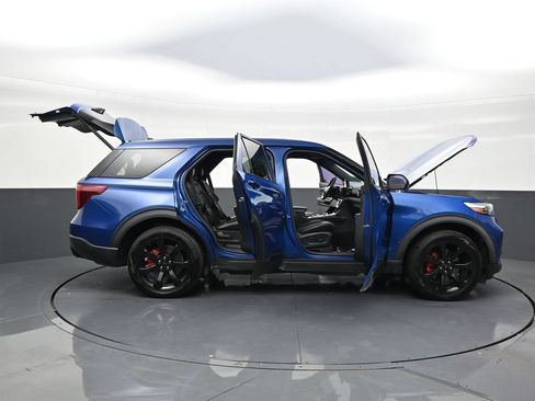 Used 2022 Ford Explorer ST w/ Equipment Group 401A AWD/4WD image 30