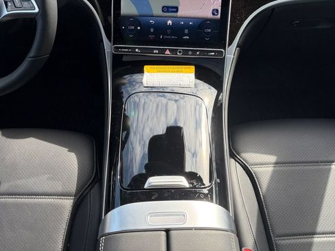 Certified 2026 Mercedes-Benz GLC 300 4MATIC image 12