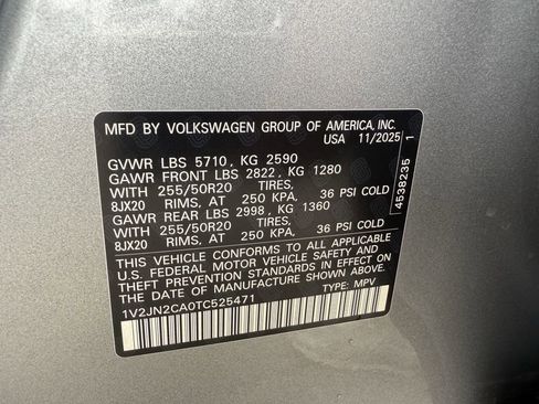 New 2026 Volkswagen Atlas SE FWD image 28