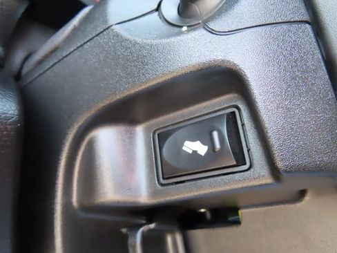 Used 2025 RAM 3500 Laramie image 41