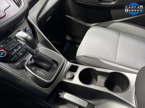 Used 2017 Ford C-MAX SE image 19