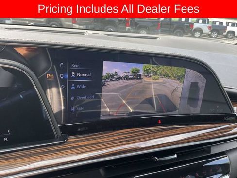 Used 2022 Cadillac Escalade Premium Luxury AWD/4WD image 38