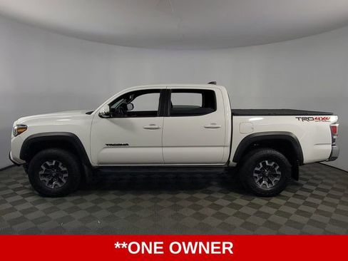Used 2023 Toyota Tacoma TRD Off-Road AWD/4WD image 5
