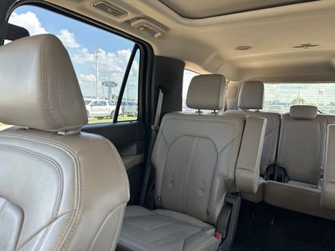 Used 2021 Ford Expedition Max Limited RWD image 10
