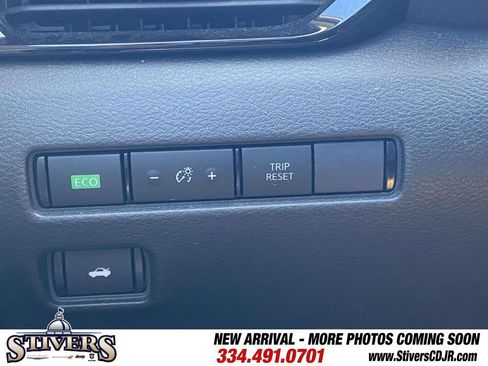 Used 2022 Nissan Sentra SV w/ All-Weather Package image 34