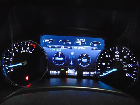 Used 2021 Ford Expedition Limited image 19