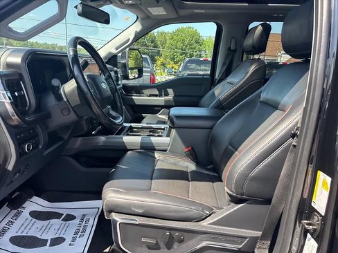Used 2023 Ford F250 Lariat w/ Lariat Ultimate Package AWD/4WD image 27