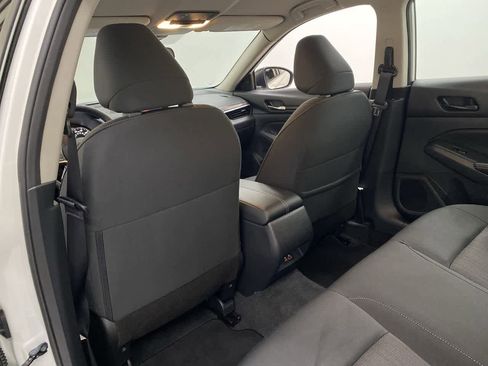 Used 2025 Nissan Altima 2.5 SV image 16