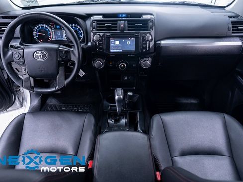 Used 2019 Toyota 4Runner TRD Off-Road Premium AWD/4WD image 11
