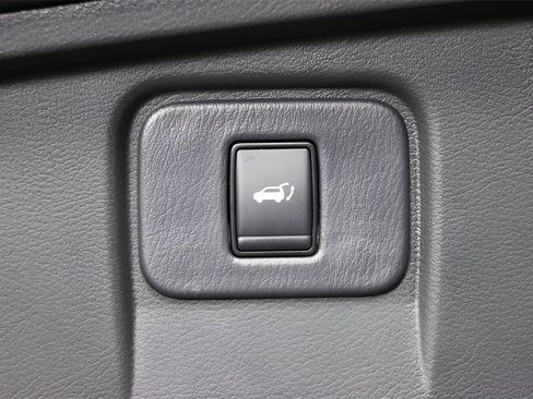 Used 2024 Nissan Murano SL image 41