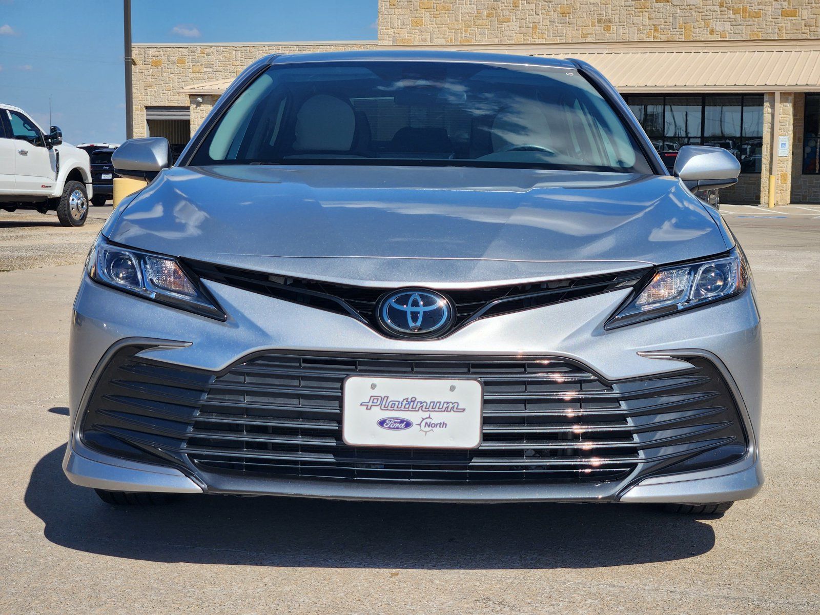 Used 2024 Toyota Camry LE FWD image 6