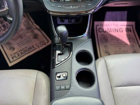 Used 2014 Toyota Avalon XLE Touring image 26