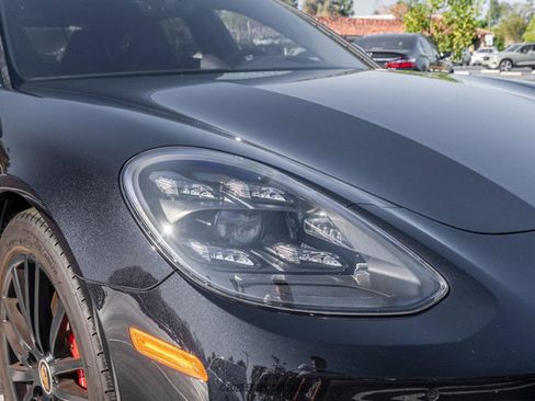 Used 2023 Porsche Panamera GTS image 59