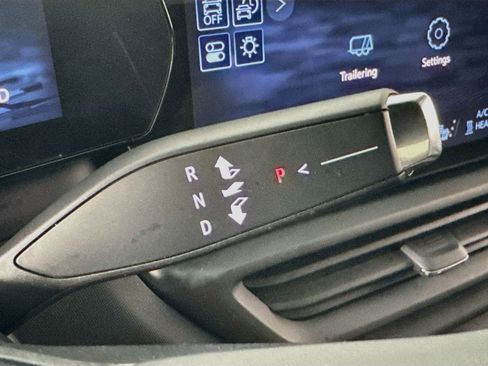 Used 2025 Chevrolet Silverado EV LT AWD/4WD image 19