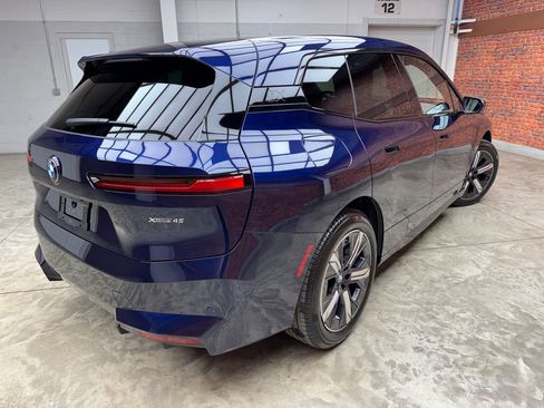 New 2026 BMW iX xDrive45 w/ Premium Package image 5