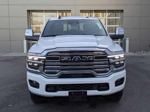 Used 2025 RAM 2500 Laramie image 8