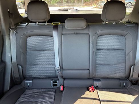 Used 2025 Chevrolet Equinox LT FWD image 39