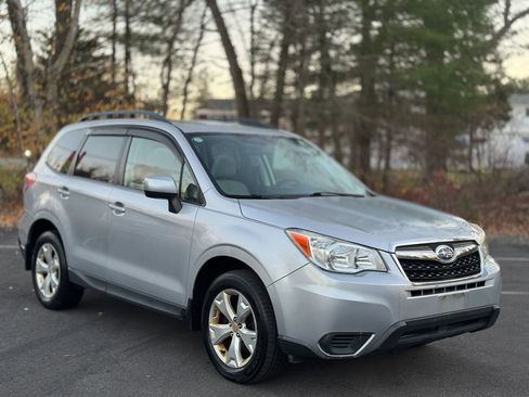 Used 2014 Subaru Forester 2.5i Premium w/ All-Weather Package image 3