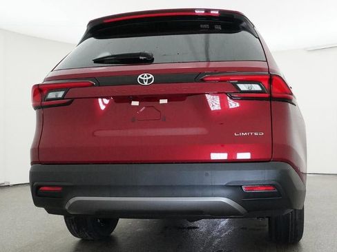 New 2026 Toyota Grand Highlander FWD image 23