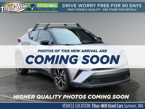 Used 2019 Toyota C-HR XLE FWD image 1