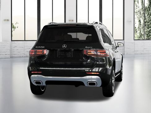 Used 2026 Mercedes-Benz GLB 250 4MATIC image 24